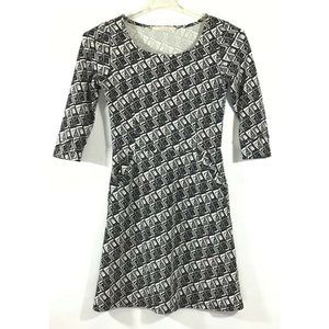 41 Hawthorn Stitch Fix / Arava Knit Pockets Skater Dress / Black White / Size XS